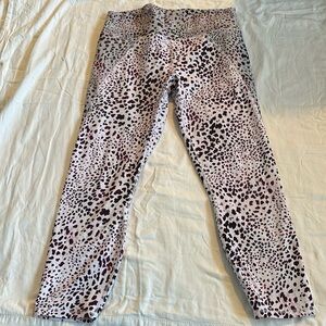 Fabletics cropped leggings